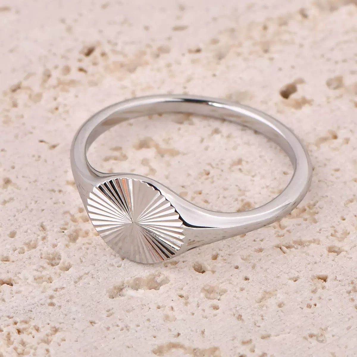 Stainless Steel Sunburst Signet Ring – Minimalist Vintage Statement Ring